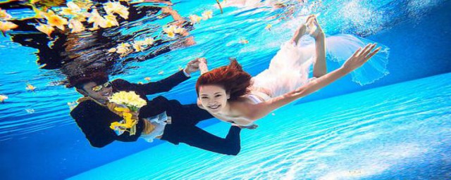 水中睁眼的训练方法(在水中睁眼的技巧)