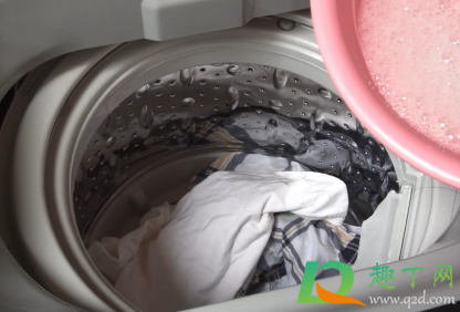 机洗衣服洗不干净怎么办(洗衣机洗工作服洗不干净怎么办)