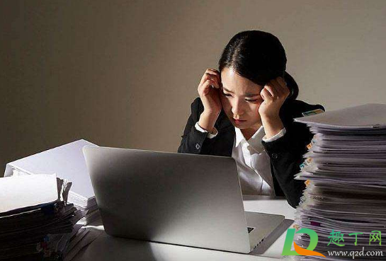 春节加班是三十算还是初一算(春节三十算加班费吗) 春节加班是三十算还是初一算(春节三十算加班费吗)