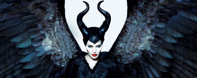 小baby不怕妈妈的女巫妆(女巫妆面儿童)