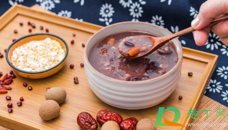 新媳妇腊八能在婆家过吗(新媳妇躲腊八在自己新房可以么) 新媳妇腊八能在婆家过吗(新媳妇躲腊八在自己新房可以么)