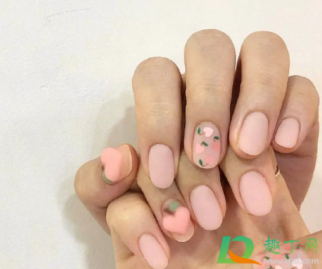 2021元旦做什么美甲好看显白(过年美甲样式2021显白)