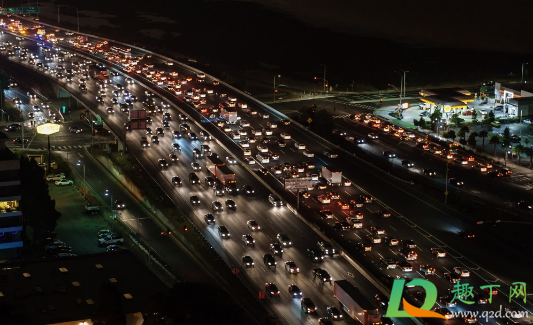 高速堵车怎么发朋友圈幽默2020(堵车搞笑朋友圈) 高速堵车怎么发朋友圈幽默2020(堵车搞笑朋友圈)