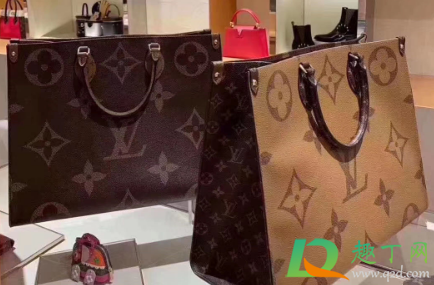 lv专柜买包有赠品吗(lv专柜送礼物) lv专柜买包有赠品吗(lv专柜送礼物)