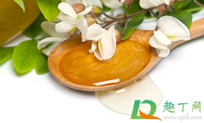 天然蜂蜜有没有激素(蜂蜜有无激素)