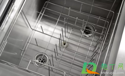 洗菜池下水道的水为什么往上冒(洗菜池下水道水猛了水往上冒)