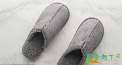 棉拖鞋为什么会发臭(棉拖鞋穿着发臭怎么回事?)