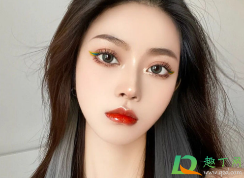 挂耳染可以拍身份证吗(拍身份证用露耳朵吗)