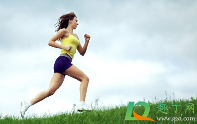 跑步干呕怎样立刻缓解(跑步恶心干呕怎么解决)