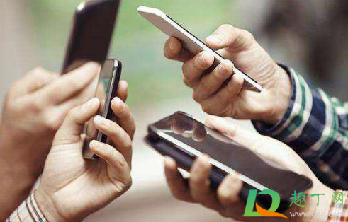 家长群有必要存在吗(家长群到底该不该存在)