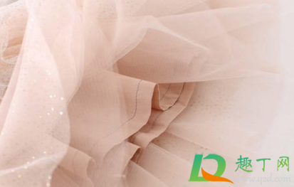 纱裙掉金粉怎么办(纱裙掉的金粉有毒吗)