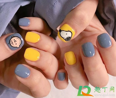 2021元旦做什么美甲好看显白(过年美甲样式2021显白)