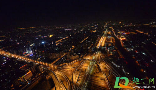 2021大年三十加班怎么计算加班费(2021年过年加班费怎么算)