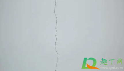 墙漆裂缝怎么修补(外墙漆裂缝怎么修补) 墙漆裂缝怎么修补(外墙漆裂缝怎么修补)