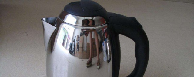 热水壶有几个开关(热水壶哪个是开哪个是关)