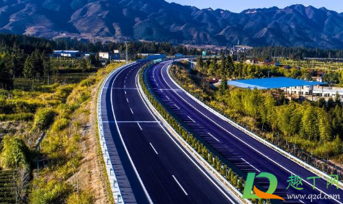 腊月二十八高速免费吗2021(2021年高速八月十五免费吗)