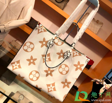 lv包包保修期多长时间(lv包包保修范围) lv包包保修期多长时间(lv包包保修范围)