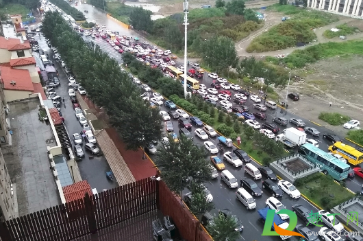 腊月29号晚上走会不会堵车2021(腊月29晚上回家高速堵车吗)