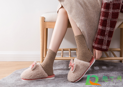 棉拖鞋臭味喷香水行吗(拖鞋带香味)