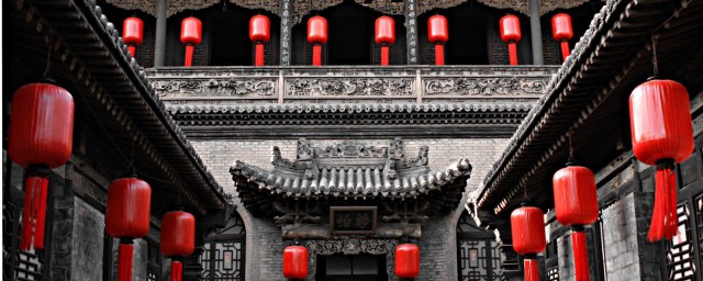 乔家大院简介如下(乔家大院位于)