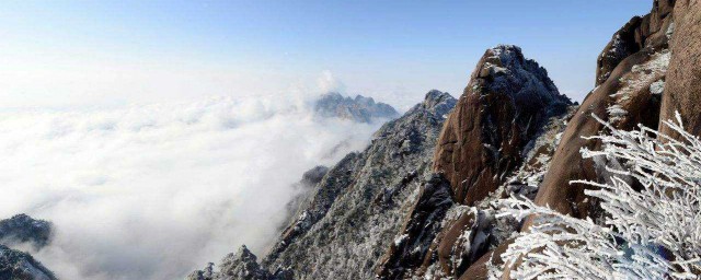 描写山川必备成语举例(形容山川的词语和成语)