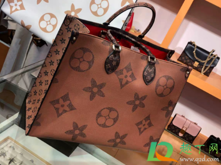 lv包包维修是免费的吗(Lv包维修)