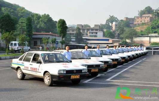 元旦驾校可以练车吗(清明节驾校可以练车吗)