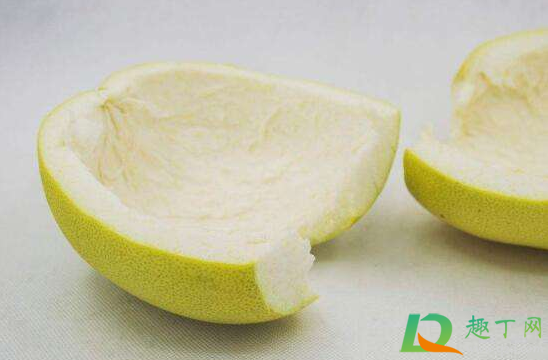 柚子皮泡水是什么肥料(柚子皮做水肥)