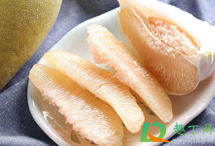 文旦和柚子的区别功效一样吗(文旦柚有什么功效)