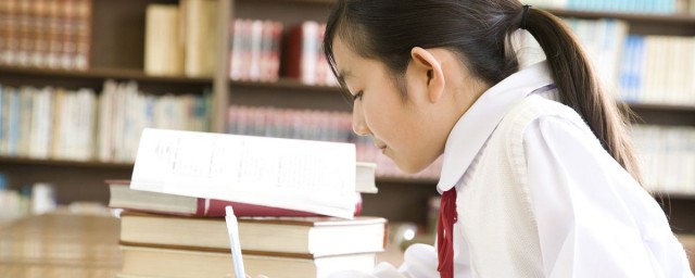 初中的孩子怎么打扮自己(儿童怎么打扮自己)