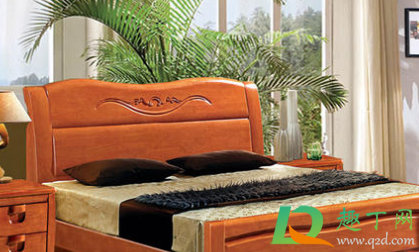 怎么去除新床的木头味(新木头床有味怎么去除)