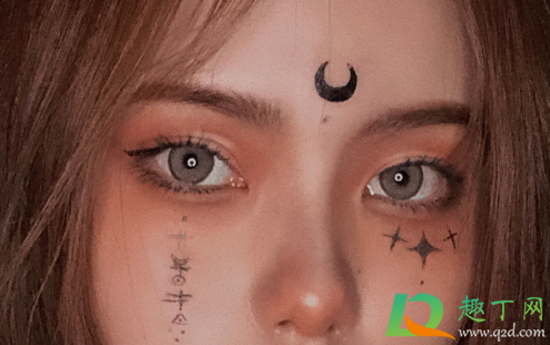 2020万圣节新手怎么画鬼脸可爱(万圣节的脸怎么画)