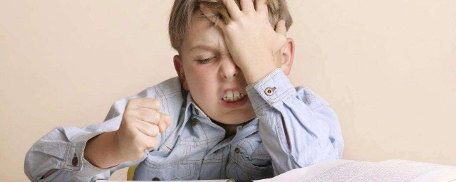 小孩四年级学习跟不上怎么办(4年级数学跟不上怎么办)