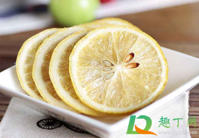 不锈钢热水壶里面的沉淀怎么清理(热水壶有沉淀物怎么办)