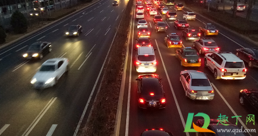 2021春节提前上高速免费吗(2021年春节高速费免到什么时候) 2021春节提前上高速免费吗(2021年春节高速费免到什么时候)