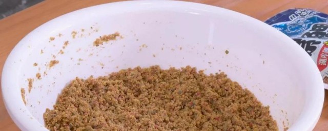 不同鱼类喜欢什么样的饵料(不同鱼喜欢什么味型的饵料)