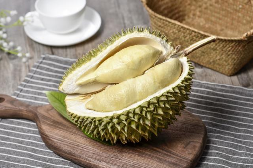 榴莲隔夜没有放冰箱可以吃吗(榴莲隔夜放冰箱还能吃吗)