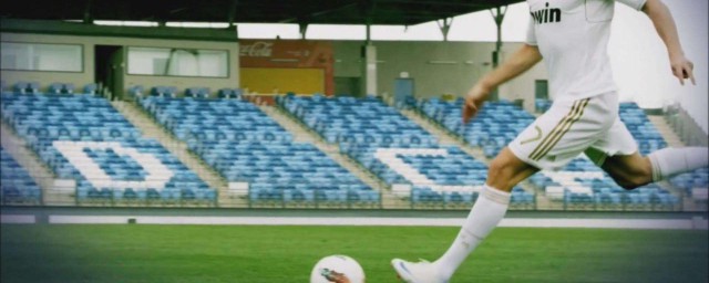 足球折纸教程(足球折纸步骤图解)