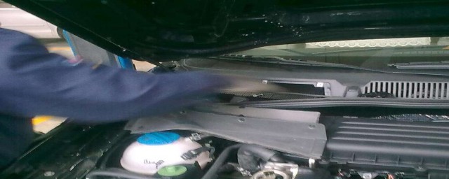 汽车空调滤芯更换的步骤(更换汽车空调滤芯的步骤(图)