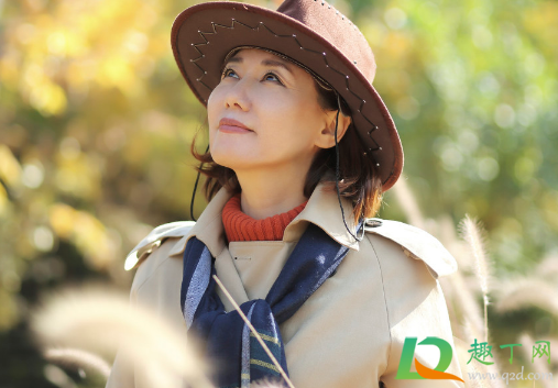 风衣衣领脏了怎么单独清洗(衣领很脏怎么洗)