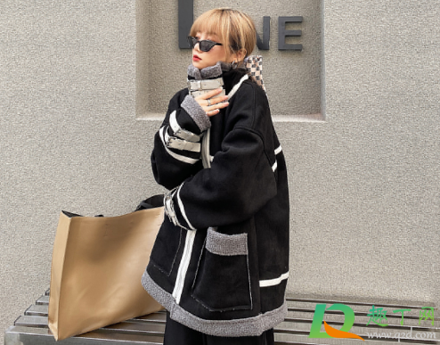 麂皮绒可以机洗吗(麂皮绒面料可以机洗吗)