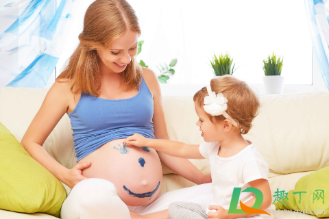 怀了三胎到底该不该生(到底要不要生三胎呢)