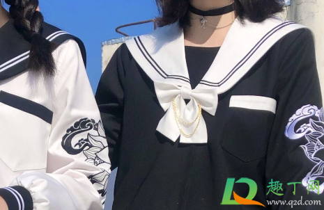 朋友脑闺蜜什么梗(闺蜜40个男朋友梗)