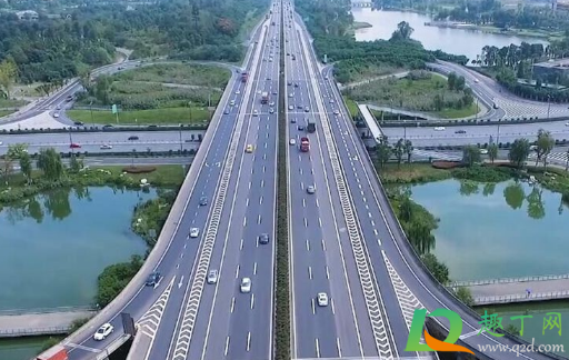 2021春节前一天高速路收不收费(2021春节期间高速收费) 2021春节前一天高速路收不收费(2021春节期间高速收费)