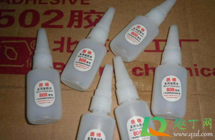 502胶水怎么去除手上(如何去除手上502胶水)