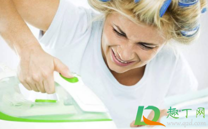 电熨斗漏水正常吗(电熨斗平放漏水正常吗) 电熨斗漏水正常吗(电熨斗平放漏水正常吗)