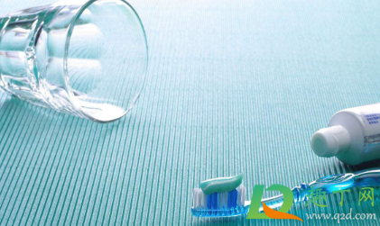 牙结石怎么去除小窍门(牙上有牙结石怎么去除小窍门)