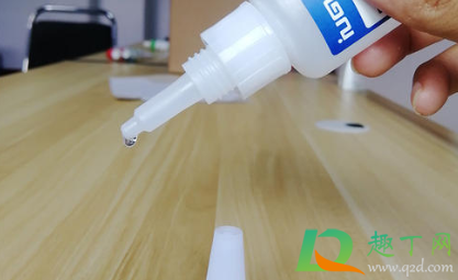 丙酮可以清洗胶水残留吗(丙酮去胶水多长时间) 丙酮可以清洗胶水残留吗(丙酮去胶水多长时间)