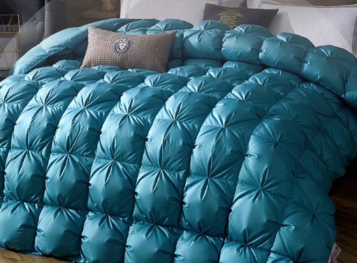 羽绒被容易发霉吗(为什么羽绒服容易发霉)