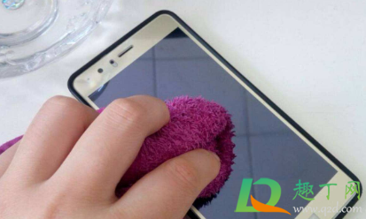 怎么擦手机屏幕干净又滑(手机屏幕擦干净后很不顺滑) 怎么擦手机屏幕干净又滑(手机屏幕擦干净后很不顺滑)